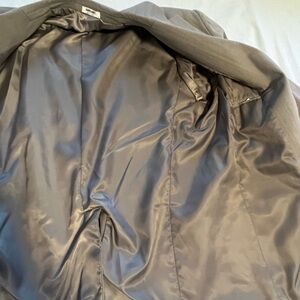 Sophisticated Men's Gray Trench Coat